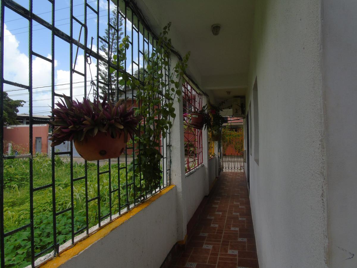 Posada Miss Joyce House San Andrés Exterior photo